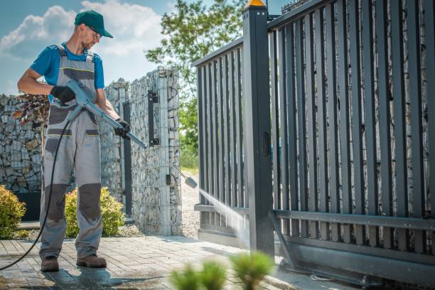 Best Parking Lot and Garage Cleaning  in Emerald Lakes, PA